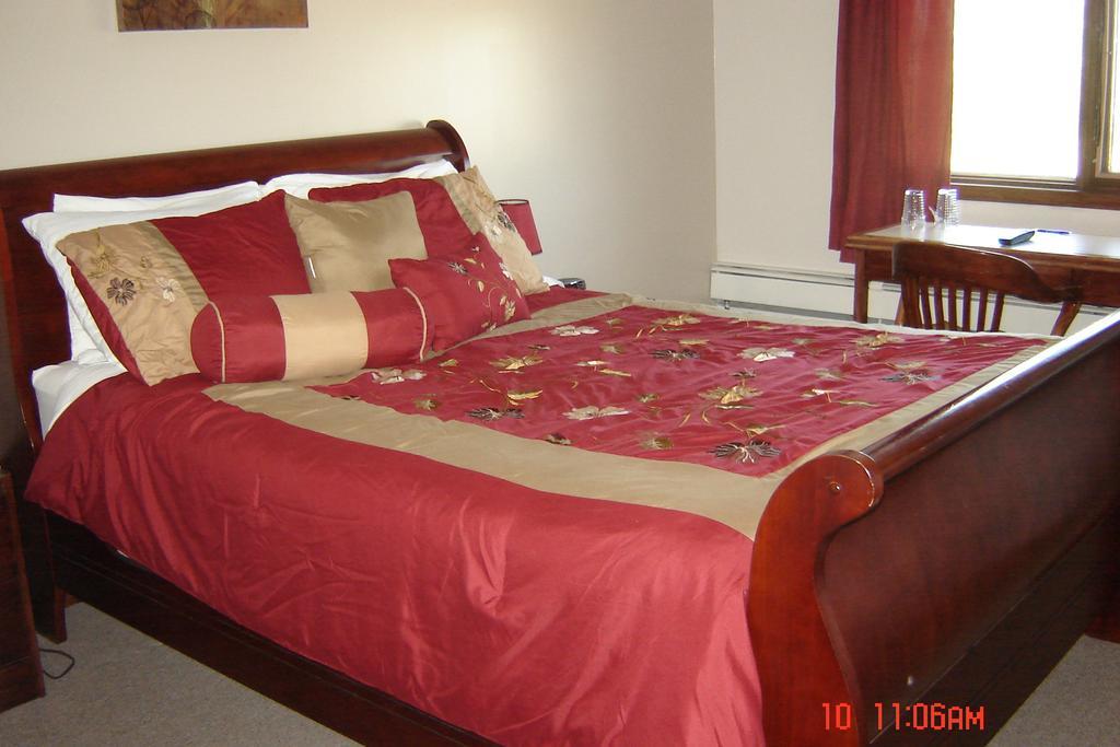 Midway Motel Radisson Chambre photo